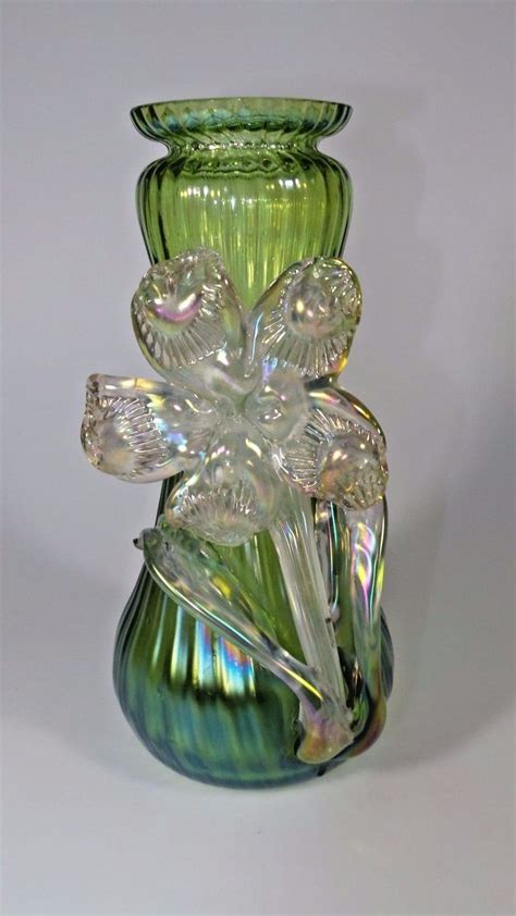 Vintage Art Nouveau Kralik Green Iridescent Art Glass Vase Wapplied