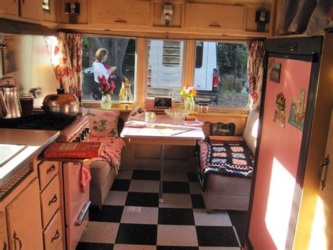 Best Vintage Mobile Home Interiors And Decoration Vintage Trailer