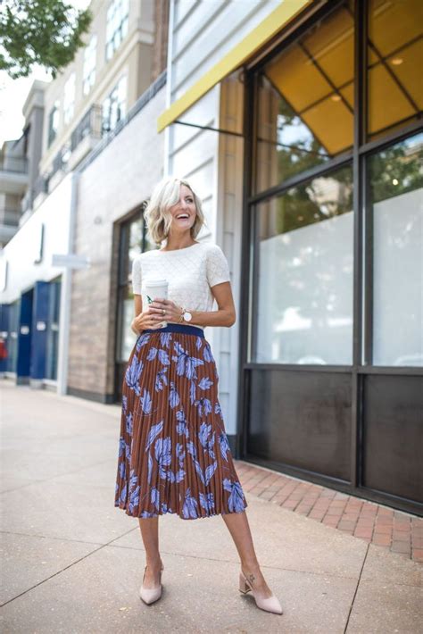 Switch Up Your Skirts For Fall Loverly Grey Floral Skirt Short