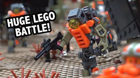 Lego Alien Planet Battle Created By 14 People Mechs Giant Spaceships
