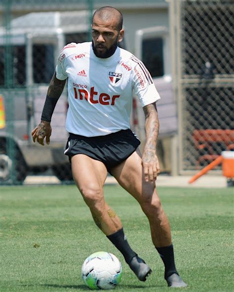Bruno costa, 24, from portugal fc paços de ferreira, since 2020 central midfield market value: SPNet - Escalação do São Paulo: Gabriel Sara deve ganhar a vaga de Tchê Tchê contra o Fortaleza