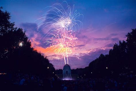 Orlando Is Criticized For Its 4th Of July Message By Erica J Medium