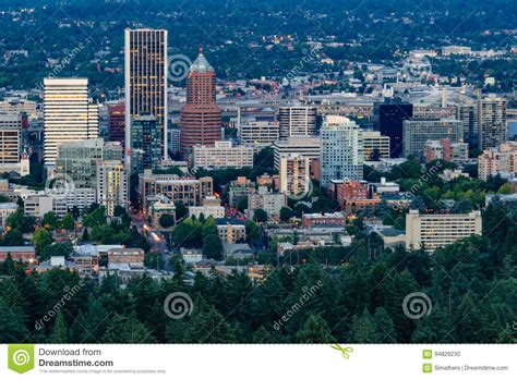 Portland Skyline At Dusk Editorial Image Image Of Oregon 94829230