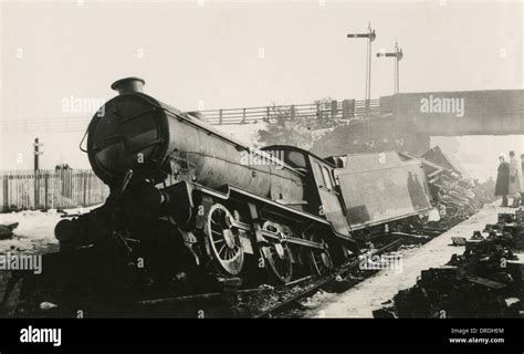 Steam Engine Derailed Hi Res Stock Photography And Images Alamy