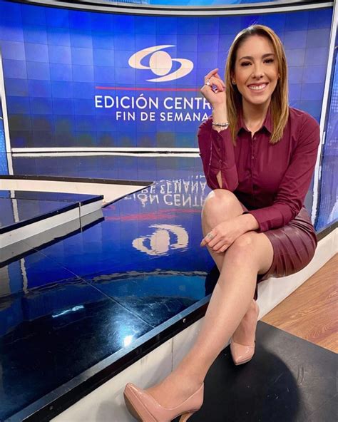 Juanita Gómez La única Periodista Que Sacó La Cara Por Noticias Caracol