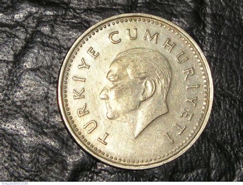 2500 Lire 1992 Republic 1991 2000 Turkey Coin 4472