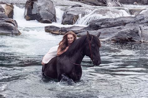 Amber Marshall by Manfred Baumann / AvaxHome