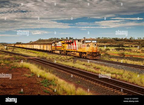 Iron Ore Train Pilbara Western Hi Res Stock Photography And Images Alamy