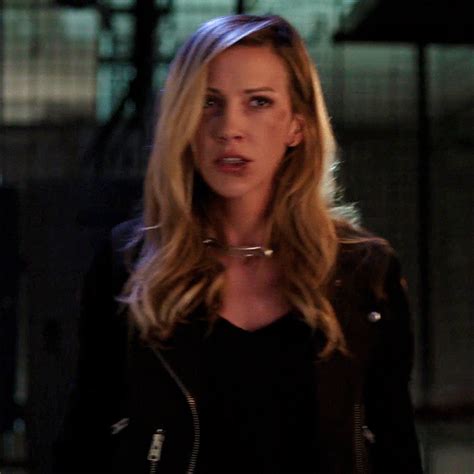 The Justice You Cant Run From Dinah Laurel Lance Black Siren