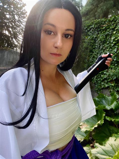 Did A Female Sasuke Cosplay For A Con R Naruto