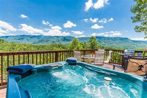 5 Perks Of Staying In Cabin Rentals In Gatlinburg Tn On Your Next Vacation