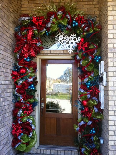 But once those are taken care of, you'll want to turn your attention to the outside of your home. Christmas Ideas: 2013 Christmas Front Door Entry and Porch ...
