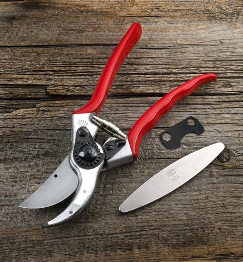 Felco Classic 2 Pruner And Diamond Sharpener Lee Valley Tools