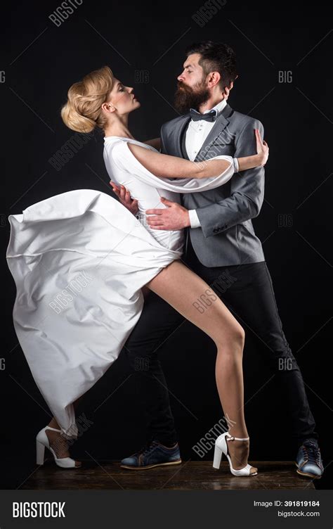 Imagen Y Foto Ballroom Dance Prueba Gratis Bigstock