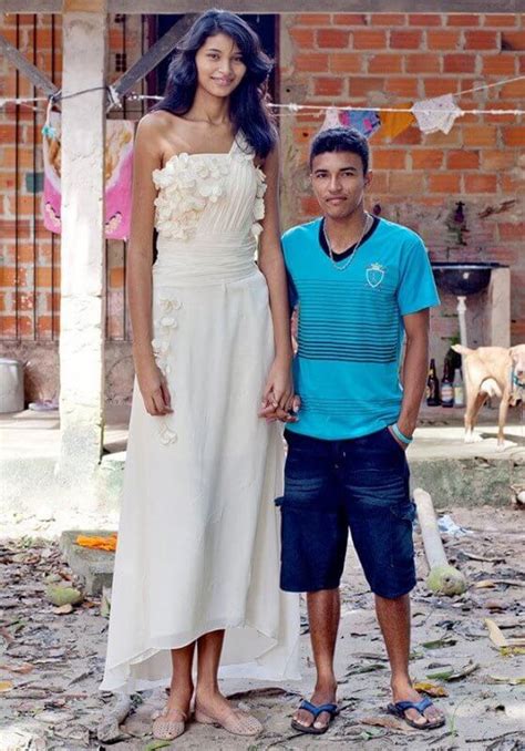 Worlds Tallest Girl Elisany Da Cruz Silva News Today In World