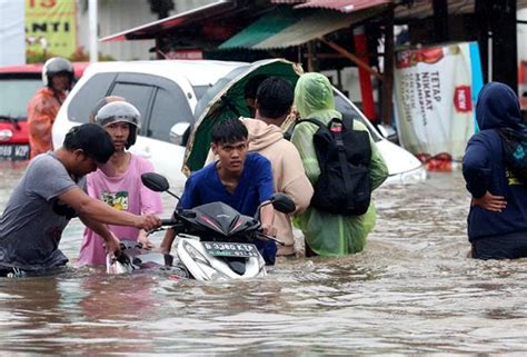 Kita ambil maklum bahawa terdapat skim insuran banjir atau insuran catastrophe yang ada di pasaran. Sekurang-kurangnya sembilan maut akibat banjir besar di ...