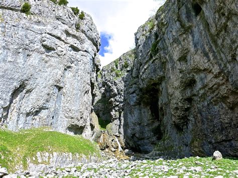 Adventures Around Malham Cove And Gordale Scar Mud Chalk And Gears