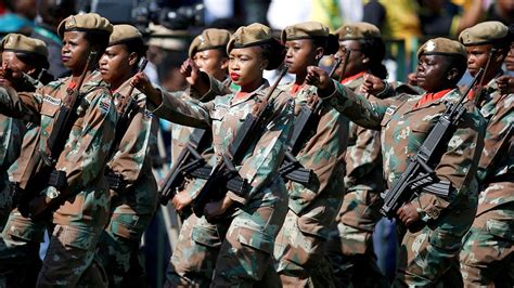 South African Army Descends On Cape Town To Combat Spiraling Gang Warfare Hot Fashion News