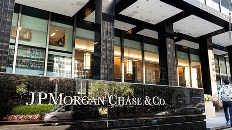 Jpmorgan Takes Its Fund For Entrepreneurs Of Color To Chicago