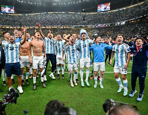 900x700 Argentina World Cup 2022 Victory Celebration 900x700 Resolution