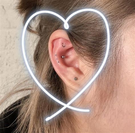 Pin By Lauren On Future In 2020 Piercings Ear Piercings Piercing Tattoo