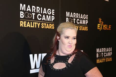 Mama June Gives Thumbs Up To Jonathan Wier And Ayla Brown