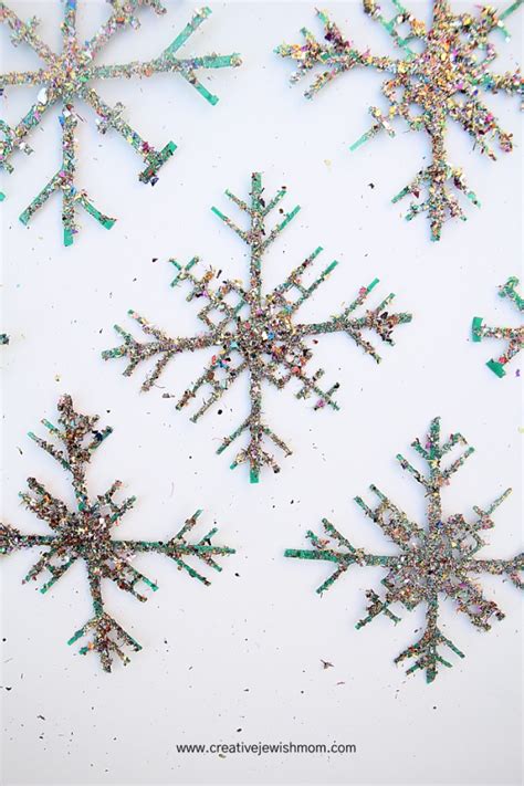 Diy Glitter Snowflakes From Upcycled Plastic Baskets