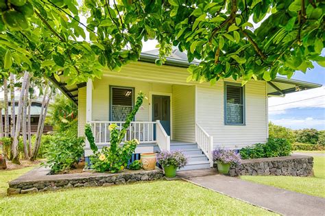 Adorable Hawaiian bungalow offers slice of paradise for just $419K - Curbed