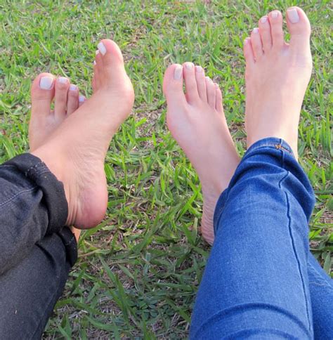Girl S Feet Lover — Relaxed Feet