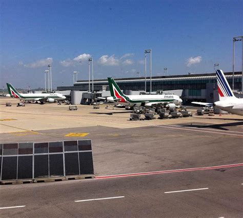 Aeropuerto De Fiumicino En Roma 10 Opiniones Y 30 Fotos
