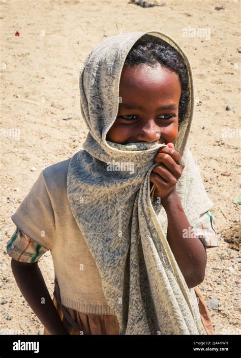 Africa Eritrea Girl Portrait Fotografías E Imágenes De Alta Resolución