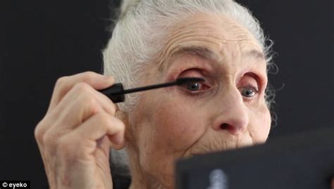 Daphne Self Lands Campaign With Eyeko At The Age Of 89 Daily Mail Online