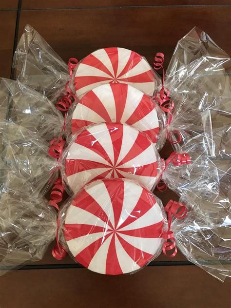 10 Peppermint Candy Christmas Decorations Decoomo