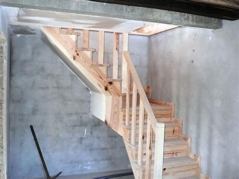 Image Result For Stairs With 90 Degree Turn At Top And A Landing And