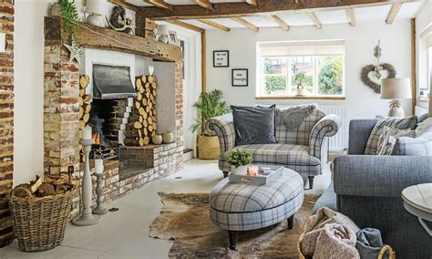 Take A Turn Around This Newly Renovated Medieval Cottage In East Sussex
