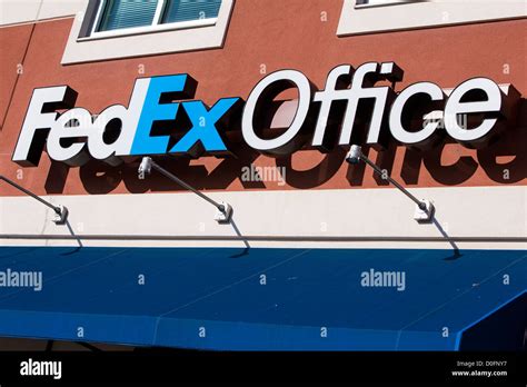 A FedEx Office retail location Stock Photo - Alamy