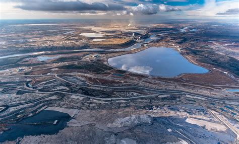 Oilsands2013 1905 Tar Sands Industrial Landscape Garth Lenz