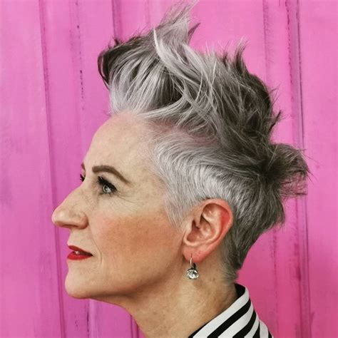 16 Best Pixie Haircuts For Women Over 60 2021 Trends Chambers