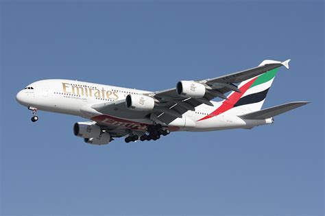 Emirates Starts Scheduled A 380 Services On Singapore Dubai Route