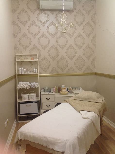 Pin By Kuca Magicne Trave On Salon Ideas Spa Treatment Room Beauty