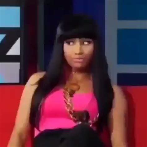 All Reaction Videos On Twitter Nicki Minaj In Pink Top And Black
