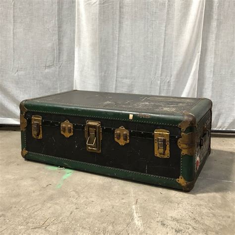 Vintage Steamer Trunks Thefrencheclectic