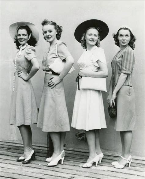 40s street style 1940s women 1940s fashion vintage outfits