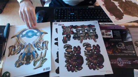 Here you can find 2 sets of guides Starcraft 2 - heart of the swarm collector edition strategy guide unboxing - YouTube