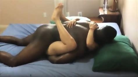 Interracial Cuckold Cums In Her Pussy Eporner