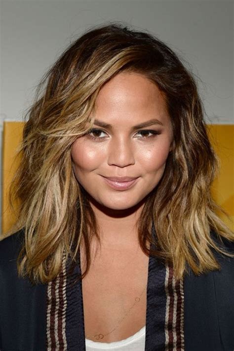25 amazing haircuts for round faces to inspire you feed inspiration