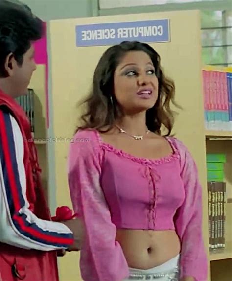 Priyanka Trivedi Rowdy Aliya Kannada 10 Hot Navel Hd Caps