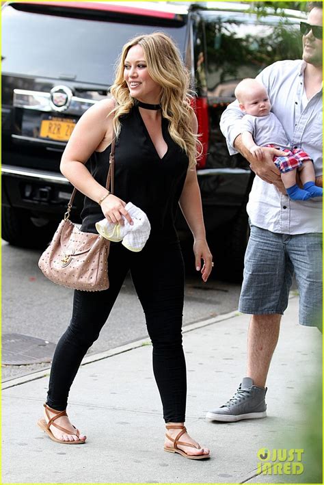 Hilary Duff New York Dinner With Baby Luca Photo 2688212 Celebrity