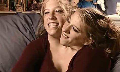 This Is What Famous Conjoined Twins Abby And Brittany Hensel Are Up To