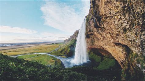 Iceland Vlog Justin Biebers Seljalandsfoss Waterfall Youtube